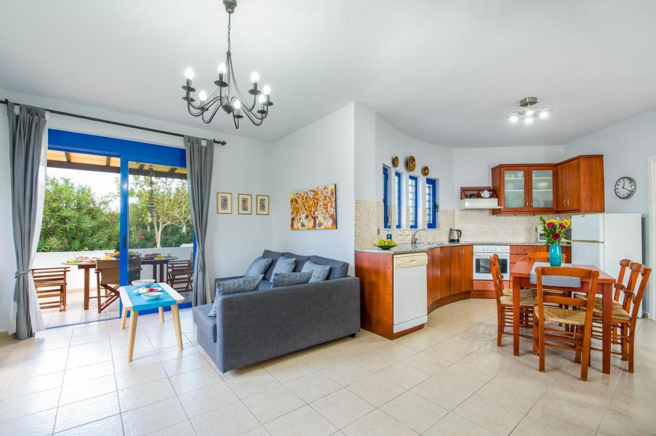 Villa Oasea Tavronitis Esterno foto