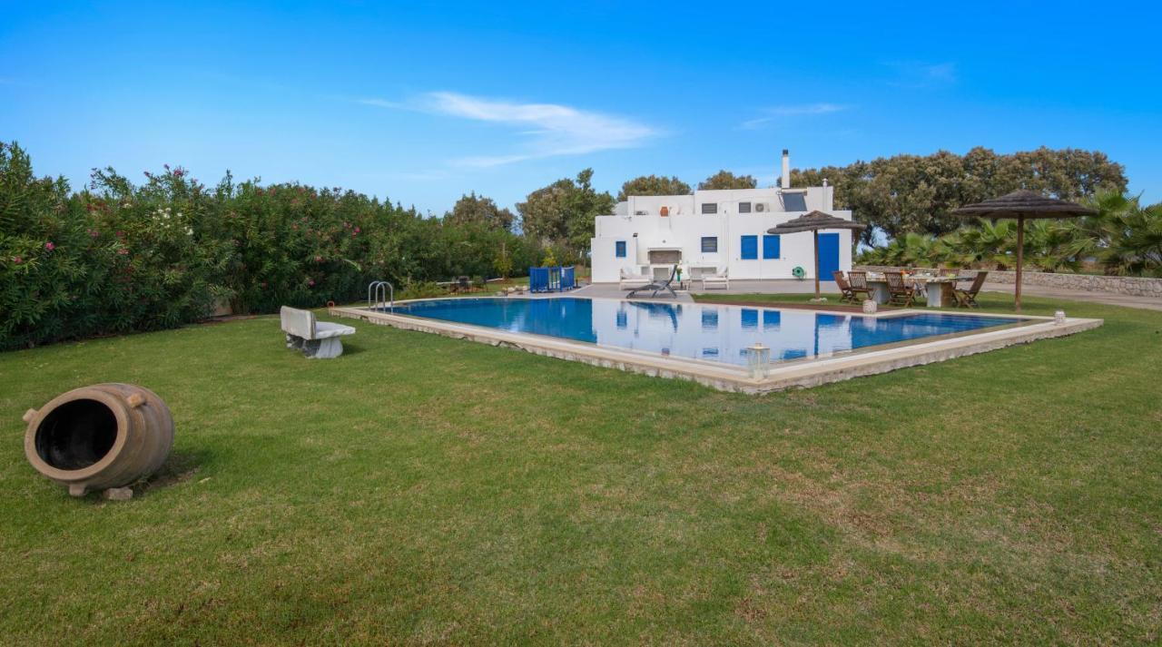 Villa Oasea Tavronitis Esterno foto