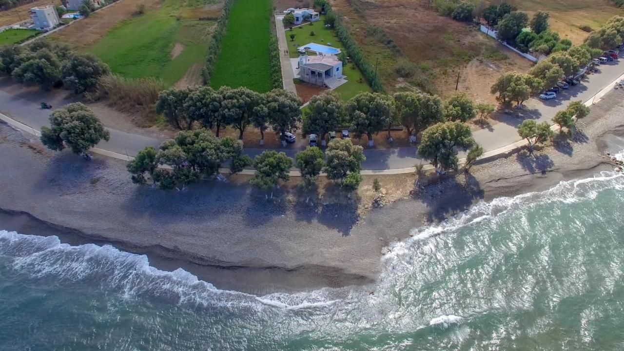 Villa Oasea Tavronitis Esterno foto